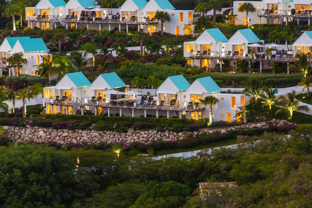 Ceblue Villas The Valley 外观 照片