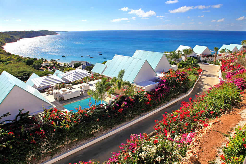 Ceblue Villas The Valley 外观 照片