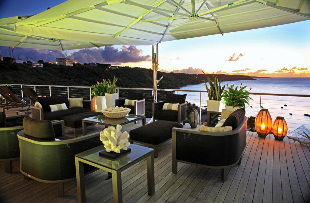 Ceblue Villas The Valley 外观 照片