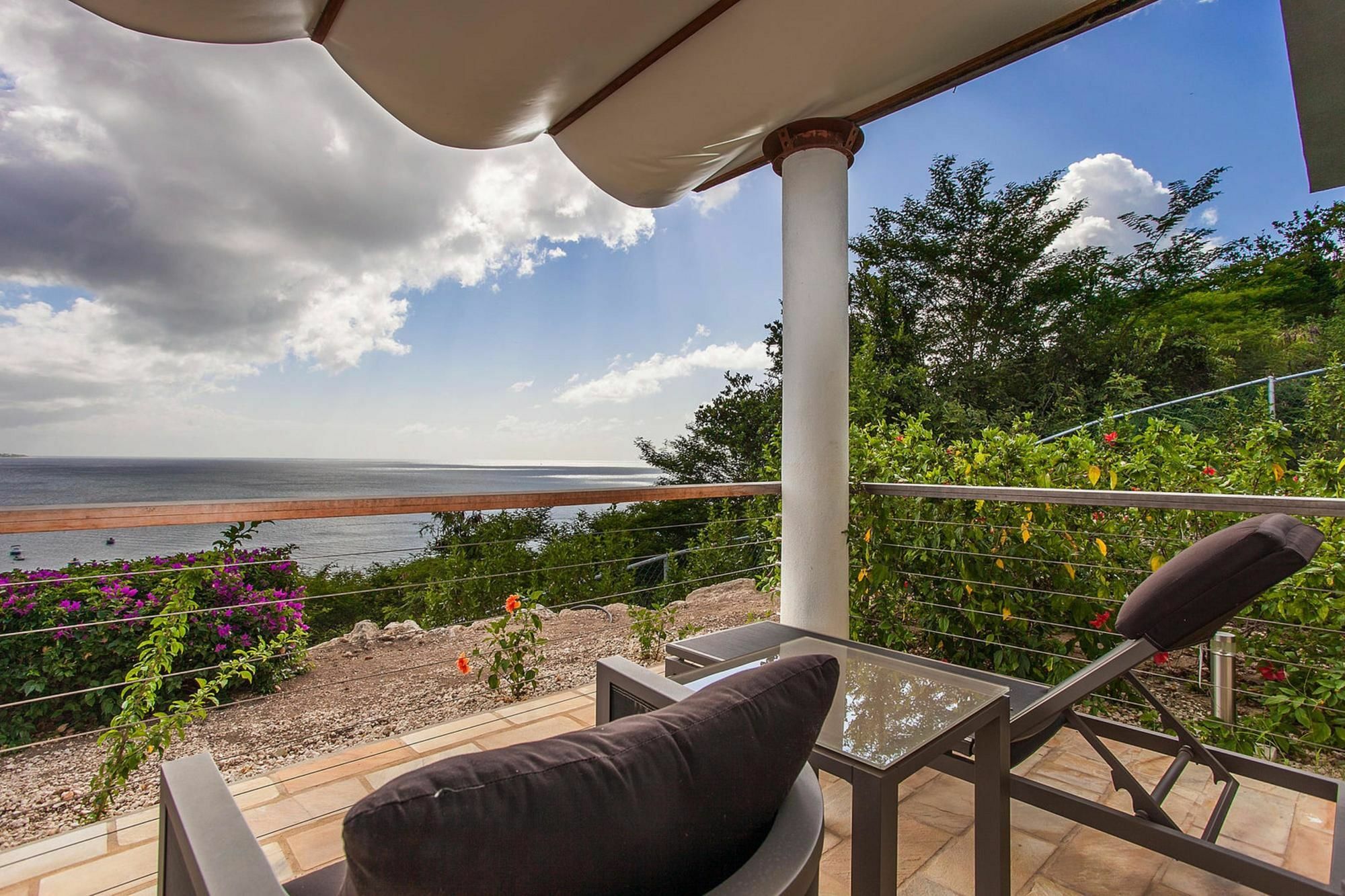 Ceblue Villas The Valley 外观 照片