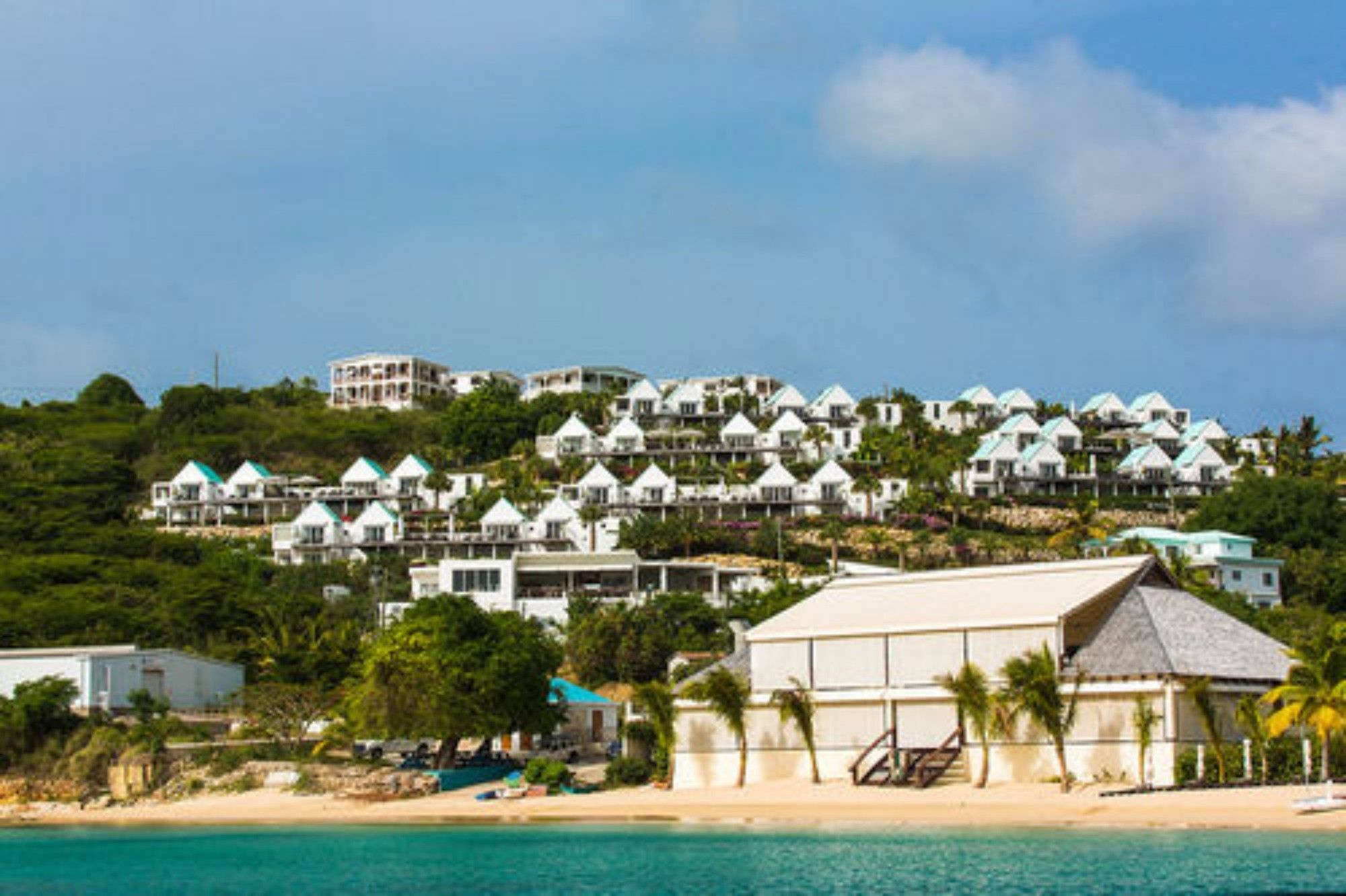 Ceblue Villas The Valley 外观 照片